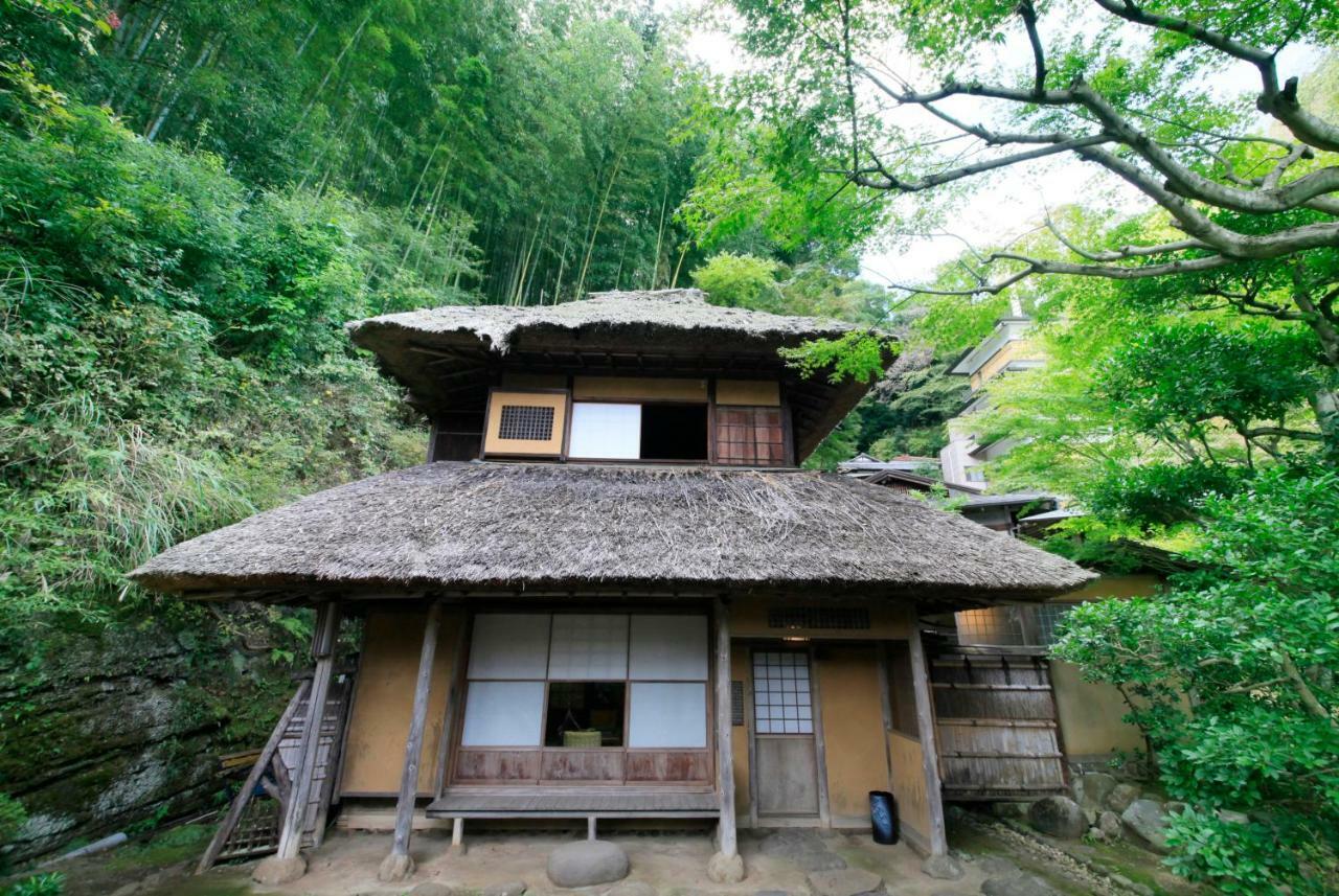Kona Besso Hotel Izunokuni Buitenkant foto